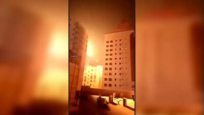  فیلم لحظه اصابت موفق پهپاد ایران به هتل هایت در بحرین