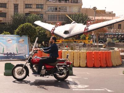  زلنسکی به ولیعهد عربستان پیشنهاد کمک برای مقابله با پهپادهای ایرانی داد