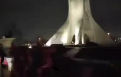  بکشید ما را، ملت ما بیدارتر می‌شود