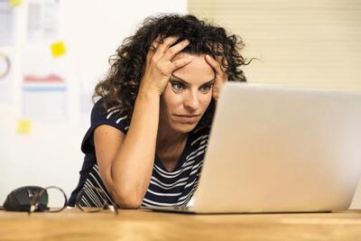  علت استرس بی دلیل ؛ علائم اختلالات اضطرابی را بشناسید