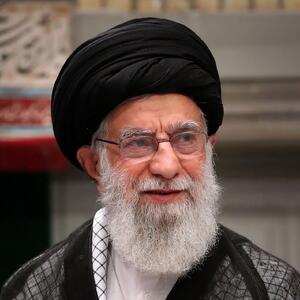  واکنش هنرمندان به انتخاب رهبر سوم انقلاب اسلامی