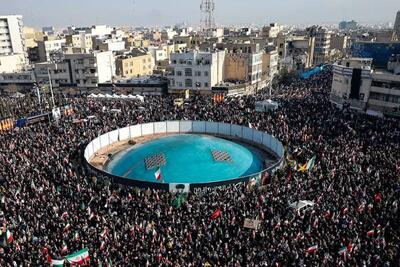  بیعت مردم تهران با سومین رهبر انقلاب