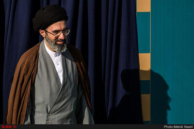  نگاهی به زندگی و فعالیت‌های آیت‌الله سیدمجتبی خامنه‌ای + اینفوگرافیک