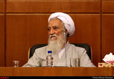  انتخاب رهبر جدید انقلاب اسلامی «شایسته و سرنوشت‌ساز» است