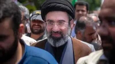  اولین مستند از سرگذشت آیت‌الله سید مجتبی خامنه‌ای، سومین رهبر انقلاب/ ویدئو