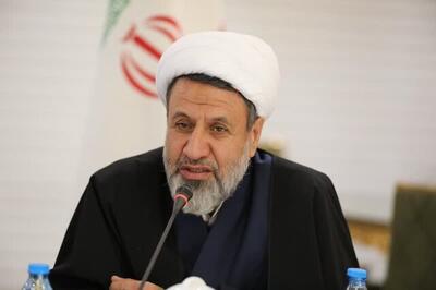  امام جمعه کرمان: ولایت فقیه ستون استوار انقلاب اسلامی است