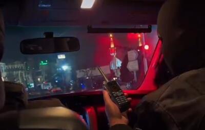  شما صدای یکی از فرماندهان پلیس را میشنوید