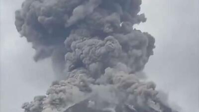  آتشفشان رونتادور، واقع در استان ناپو، تقریباً در90 کیلومتری کیتو، فوران قدرتمندی را ثبت کرد