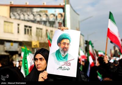  رهبر جدید انقلاب، طلوعی روشن در گام دوم انقلاب است - تسنیم
