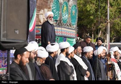  امام جمعه بوشهر: انتخاب آیت‌الله خامنه‌ای، لرزه بر اندام دشمنان انداخت - تسنیم