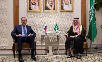  تأکید وزیران خارجه روسیه و عربستان بر ضرورت توقف فوری درگیری‌ها در منطقه