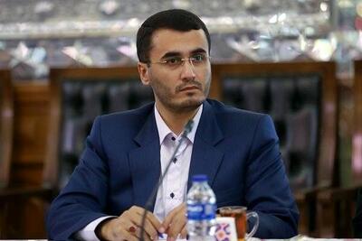  متفکرآزاد: ترامپ از دیروز بارها درخواست آتش‌بس داده است/ شگفتی‌های جنگ هنوز ادامه دارد