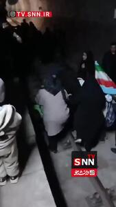  فیلم / کارمند متروی اصفهان خود را پله کرد تا زنان به بالای سکو بروند/چند دقیقه بعد از حمله به محدوده تاریخی مرکز شهر