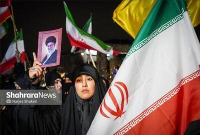  شور بیداری، از سوگ رهبر تا خروش مردمی| زنان در کنار خانواده‌هایشان این شب‌ها یک صدا «ایران» را فریاد می‌زنند