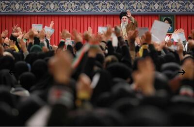  زن در منظومه معرفتی امام شهید خامنه‌ای (قدس سره)