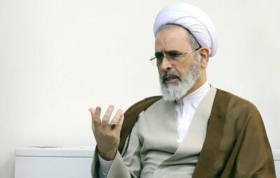  آیت الله اراکی: با نگاه امام زمان انتخاب رهبری انجام شد / دست غیب در انتخاب رهبری در کار بود + فیلم