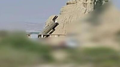  تصاویر لحظه پرتاب موشک‌ها و پهپادهای عملیات نیروی دریایی سپاه علیه پایگاه العدیری امریکا