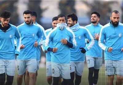  آماده‌سازی چمن کمپ استقلال برای فروردین ماه - تسنیم