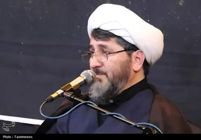  آیت‌الله مجتبی خامنه‌ای احاطه کامل بر امور مملکت دارند - تسنیم