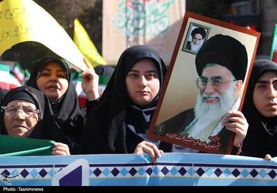  اجتماع زینبی بانوان کاشانی در بیعت با آیت‌الله سیدمجتبی خامنه‌ای فیلم - تسنیم