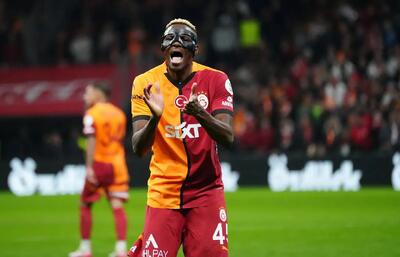  غافلگیری اوسیمن ار بنر احساسی هواداران گالاتاسرای