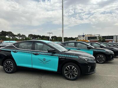  بیش از ۲۵۰ تاکسی برقی به متقاضیان تحویل داده شد