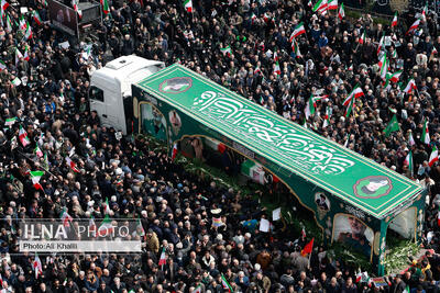  مراسم تشییع پیکر فرماندهان شهید «جنگ رمضان»/ 1