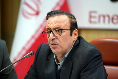  نیروهای امدادی با روحیه بالا خدمت‌رسانی می‌کنند