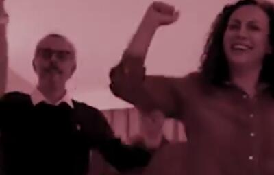  چاوشی از وطن میخواند...