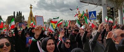  آیین بیعت فرهنگیان شیراز با سومین رهبر انقلاب اسلامی
