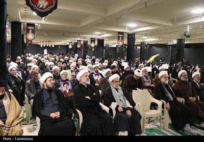  بیعت حماسی علما و روحانیون زنجان با آیت‌الله خامنه‌ای - تسنیم