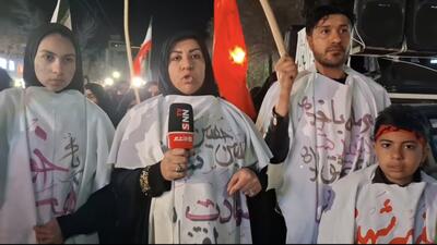 خانواده کفن‌پوش شهرکردی؛ رهبرمان خانوادگی شهید شد ماهم خانوادگی فدایش می‌شویم+فیلم