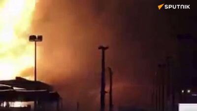  سازمان دفاع مدنی بحرین از ادامه مبارزه با آتش‌سوزی در مخازن سوخت استان محرق خبر داد