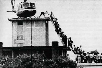  عبرت تاریخ برای وطن‌فروشان؛ هلی‌کوپتر آمریکایی و پشت‌بام را فراموش نکنید!