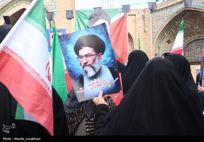  بیعت ایل نورزهی و نورزائی با آیت‌الله سیدمجتبی خامنه‌ای - تسنیم