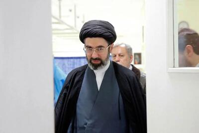  تصاویر تازه از آیت الله سید مجتبی خامنه‌ای در جبهه