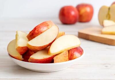  سیب را قبل خواب بخوریم یا خیر؟