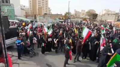  مشهدی‌ها به‌یاد دانش‌آموزان میناب + فیلم