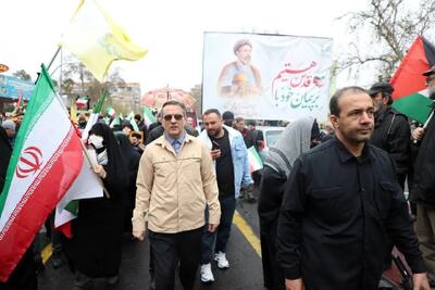  حضور رئیس سازمان اداری و استخدامی کشور در راهپیمایی روز جهانی قدس