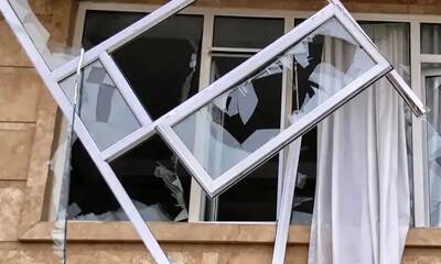  شهادت 12 نفر از بستگان‌ نظریه پرداز جبهه اصلاحات‌ در بمباران ساختمان میدان رسالت تهران