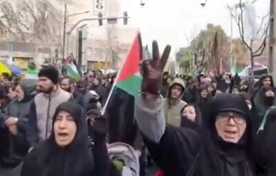  فریاد انتقامی مردم کرج از آمریکا و اسرائیل در راهپیمایی روز قدس