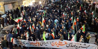  حضور مردم شهرکرد در خیابان و شعار همیشگی مرگ بر آمریکا