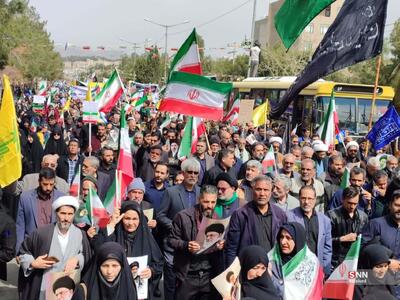  شکوه بی‌انتهای کویر در روز قدس / بیرجند یکپارچه فریاد « لبیک یا خامنه ای» سر داد