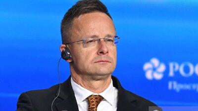  وزیر خارجه مجارستان گفت که کی یف را به تلاش برای محاصره کامل انرژی مجارستان متهم کرد