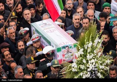  شهدای ما زنده و همراه امام خامنه‌ای در بهشت هستند - تسنیم