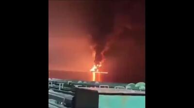  هدف قرار گرفتن یک نفت‌کش در نزدیکی بندر شارجه در امارات