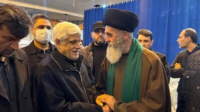  تازه‌ترین تصاویر از عارف در یک مراسم تشییع