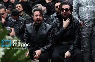  گریه های سوزناک رفیق حمید هیراد در مراسم تشییع دل همه را سوزاند/ عکس