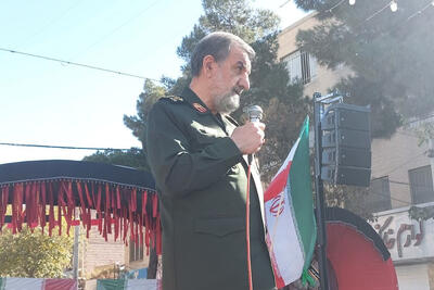  رضایی: تنگه هرمز باز نخواهد شد