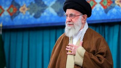  عکس ها / دیدار عاشقانه بازیگران و ورزشکاران از رهبری انقلاب و  عرض ارادت / از علی ضیا و عمو پورنگ تا علی پروین و جواد عزتی